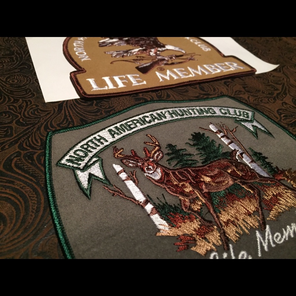 New pristine sportsman hunting jacket patches  x2